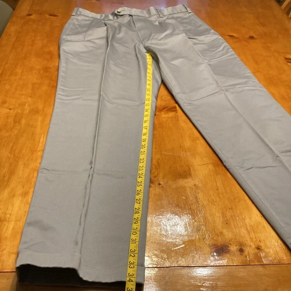 Jos. A. Bank Traveler's Collection‎ Pleated Chinos Mens 36x34 Grey Cotton Pants